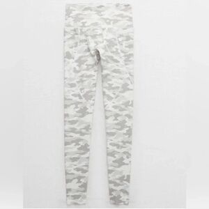 AERIE CHILL PLAY MOVE WHITE CAMO LEGGINGS